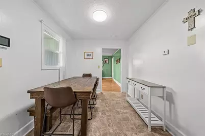 724 E Main Street, Seagrove, NC 27341 - Photo 6