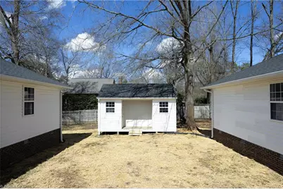 1312 Greenwood Terrace, Burlington, NC 27215 - Photo 32