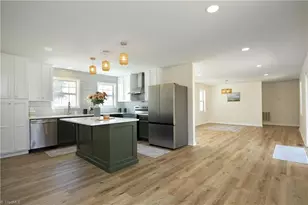 1312 Greenwood Terrace, Burlington, NC 27215 - Photo 10