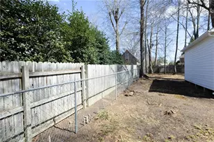 1312 Greenwood Terrace, Burlington, NC 27215 - Photo 36