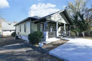 617 Lindsey St, Reidsville, NC 27320 - Photo 1