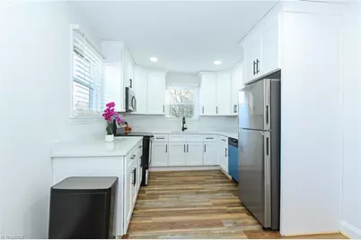 617 Lindsey Street, Reidsville, NC 27320 - Photo 10