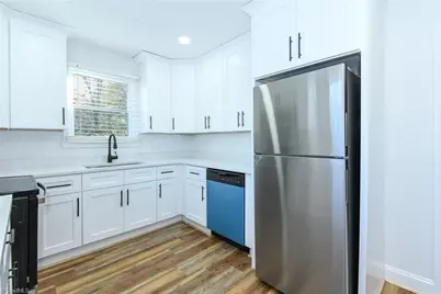 617 Lindsey Street, Reidsville, NC 27320 - Photo 8