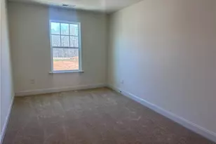 1296 Hammond Dr, Mebane, NC 27302 - Photo 6