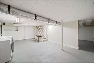 1035 Wendover Cir, Winston-Salem, NC 27104 - Photo 34