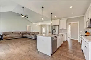 427 Wild Fern Ln, Reidsville, NC 27320 - Photo 8