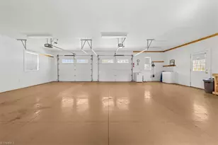 8997 Pepper Ridge Ct, Oak Ridge, NC 27310 - Photo 32