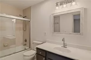 10 Park Village Ln, Greensboro, NC 27455 - Photo 18