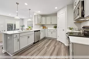 142 Tallwood Dr, Elkin, NC 28621 - Photo 2