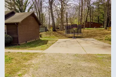 303 Island Drive, Madison, NC 27025 - Photo 2