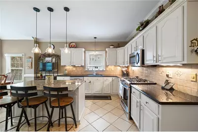 4118 Chatham Hill Drive, Winston-Salem, NC 27104 - Photo 18