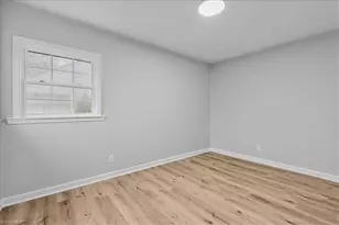 1502 Summit Ave, Greensboro, NC 27405 - Photo 26