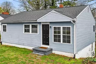 1502 Summit Ave, Greensboro, NC 27405 - Photo 2