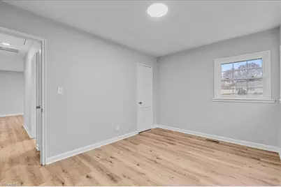 1502 Summit Avenue, Greensboro, NC 27405 - Photo 24