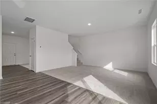 2108 Beckon Ln, Kernersville, NC 27284 - Photo 2