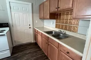 1209 Gatewood Ave, Greensboro, NC 27405 - Photo 2