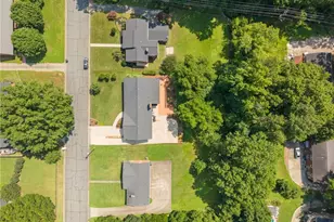 1926 Downing Dr, Burlington, NC 27215 - Photo 36