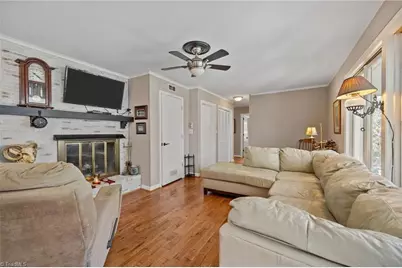 709 Overbrook Drive, High Point, NC 27262 - Photo 10