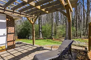 29 Brownstone Ln, Greensboro, NC 27410 - Photo 8