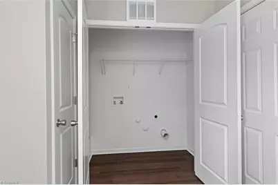 109 Lemon Lane, Greensboro, NC 27405 - Photo 14