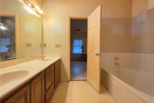 4106 Broadacres Dr, Greensboro, NC 27407 - Photo 20