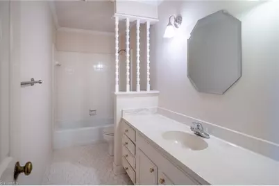 27 Fountain Manor Drive, Greensboro, NC 27405 - Photo 20