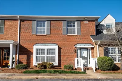 27 Fountain Manor Drive, Greensboro, NC 27405 - Photo 2