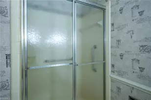 27 Fountain Manor Dr, Greensboro, NC 27405 - Photo 18