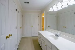 27 Fountain Manor Dr, Greensboro, NC 27405 - Photo 24