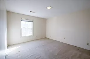 27 Fountain Manor Dr, Greensboro, NC 27405 - Photo 26