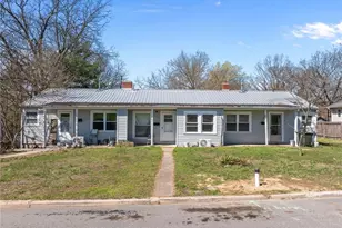 102 104 106 Warner St, Thomasville, NC 27360 - Photo 1