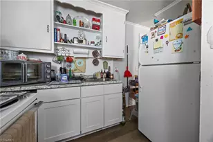 102 104 106 Warner St, Thomasville, NC 27360 - Photo 10