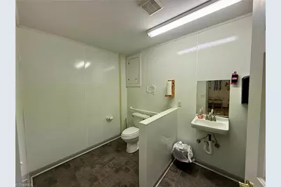 106 E Murphy Street, Madison, NC 27025 - Photo 8