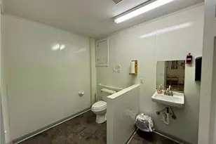 106 E Murphy St, Madison, NC 27025 - Photo 8