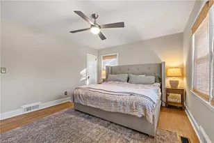304 Harden St, Graham, NC 27253 - Photo 14