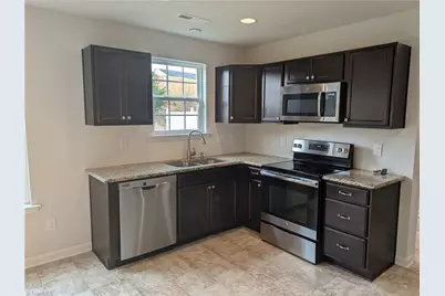 2040 Perrin Court, Winston-Salem, NC 27101 - Photo 6