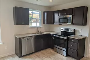 2040 Perrin Ct, Winston-Salem, NC 27101 - Photo 6