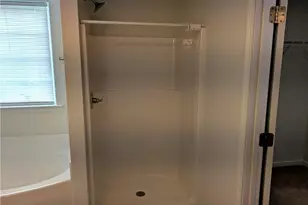 2040 Perrin Ct, Winston-Salem, NC 27101 - Photo 12