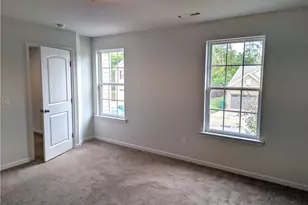 2040 Perrin Ct, Winston-Salem, NC 27101 - Photo 10