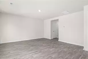 1113 Chandler Pointe Ct, Rural Hall, NC 27045 - Photo 2