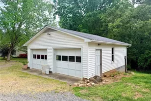 3500 E Old US Hwy 421, Yadkinville, NC 27055 - Photo 32