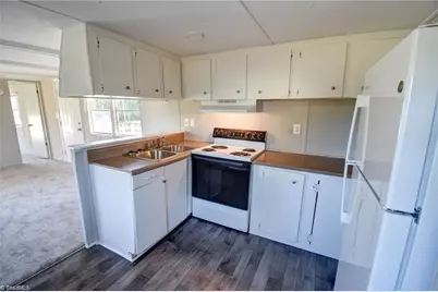 5626 Spainhour Street, Climax, NC 27233 - Photo 4