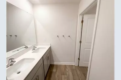 700 Hickory Point Drive, Lexington, NC 27292 - Photo 10