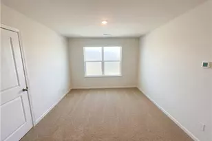 700 Hickory Point Dr, Lexington, NC 27292 - Photo 6