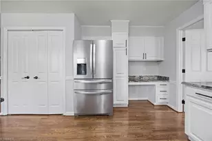 4306 Oak Hollow Dr, High Point, NC 27265 - Photo 6