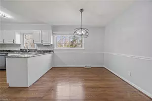 4306 Oak Hollow Dr, High Point, NC 27265 - Photo 10