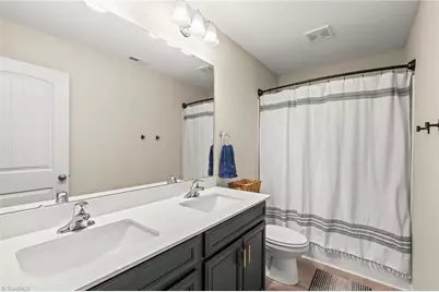 672 Mahogany Drive, Thomasville, NC 27360 - Photo 34