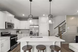 1606 Eckert Ln, Whitsett, NC 27377 - Photo 4