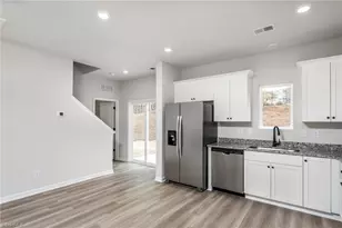 3417 Robindale Dr, Winston-Salem, NC 27107 - Photo 8