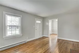 210 Lawrence St, Greensboro, NC 27406 - Photo 6